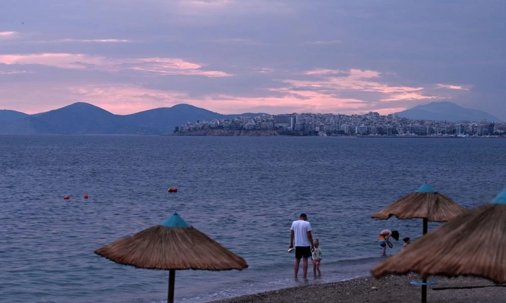 Καιρός: Πέφτει η θερμοκρασία – Η πρόγνωση της ΕΜΥ